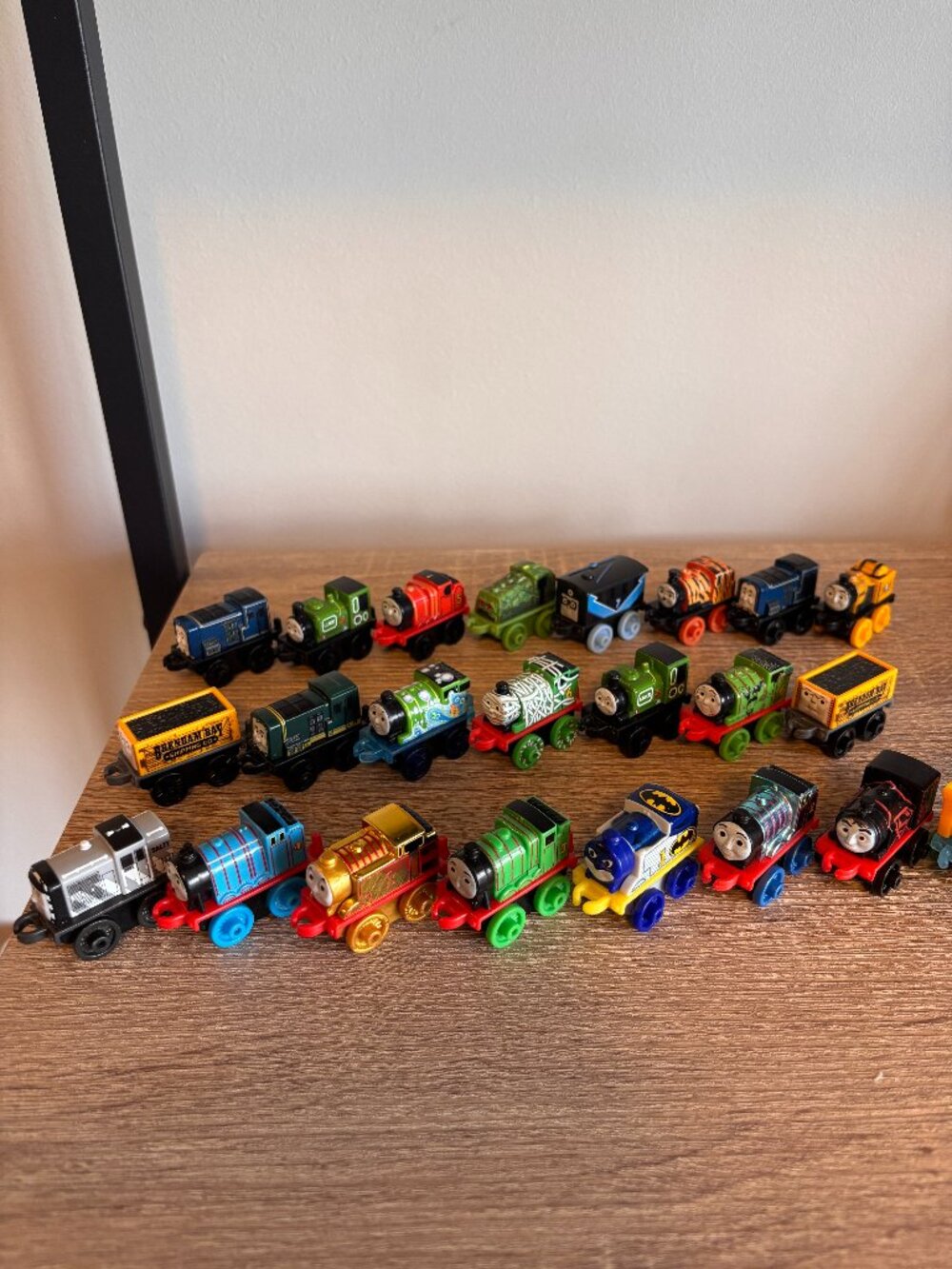 Thomas & Friends MINIS Train Lot of 23 – DC Super Friends, Spooky & Classics